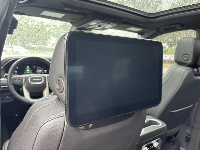 2023 GMC Yukon 4WD Denali