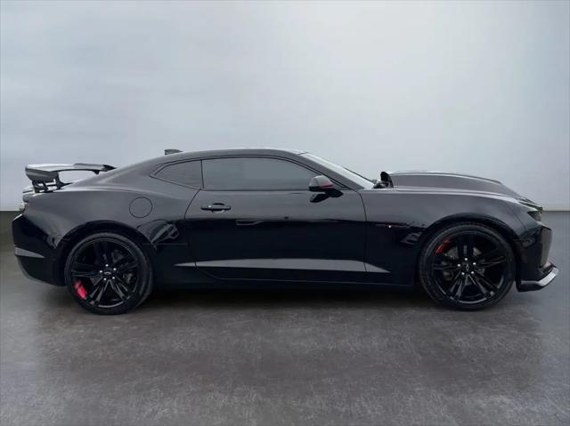 2021 Chevrolet Camaro RWD Coupe 1LT