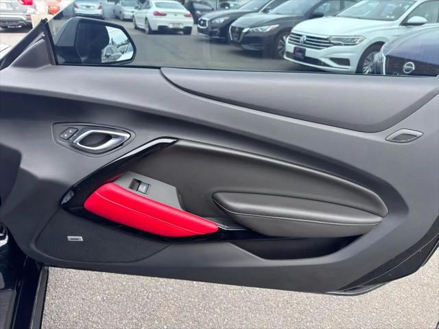 2021 Chevrolet Camaro RWD Coupe 1LT