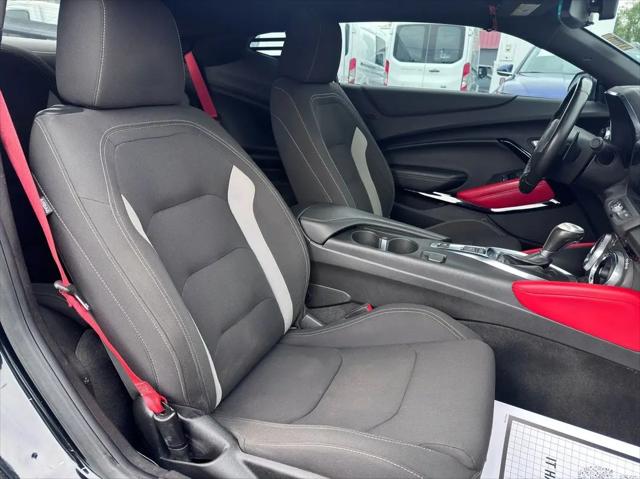 2021 Chevrolet Camaro RWD Coupe 1LT