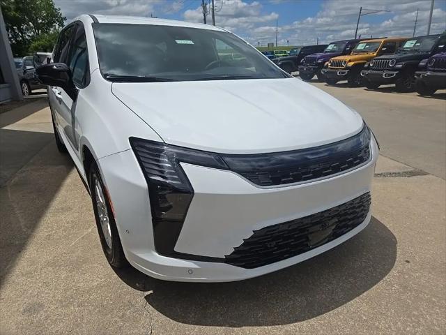 2027 Chrysler Pacifica Select
