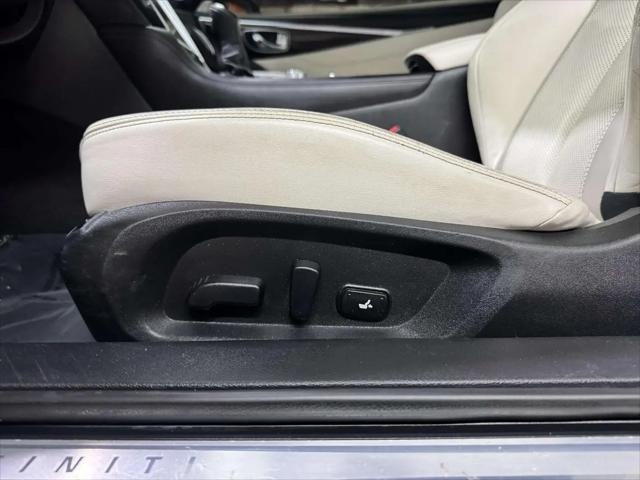 2017 INFINITI Q60 3.0t Premium