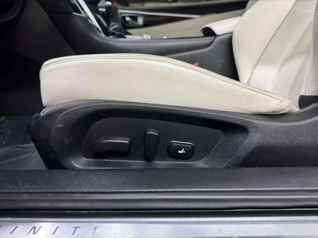 2017 INFINITI Q60 3.0t Premium