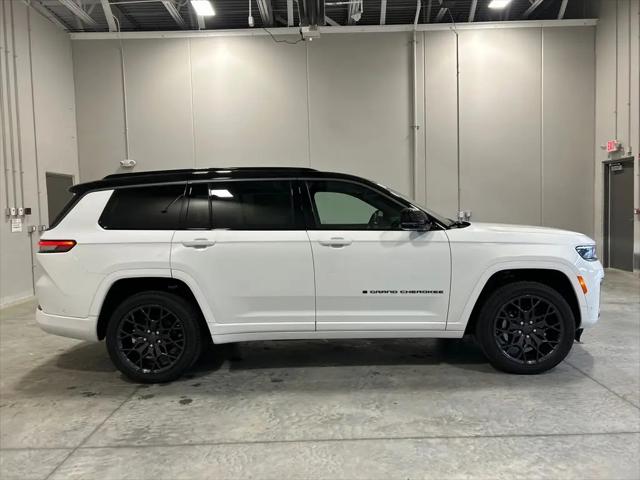 2026 Jeep Grand Cherokee L Summit 4x4