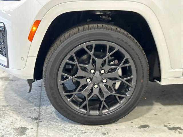 2026 Jeep Grand Cherokee L Summit 4x4