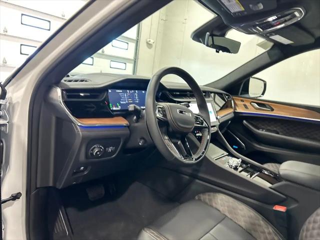 2026 Jeep Grand Cherokee L Summit 4x4