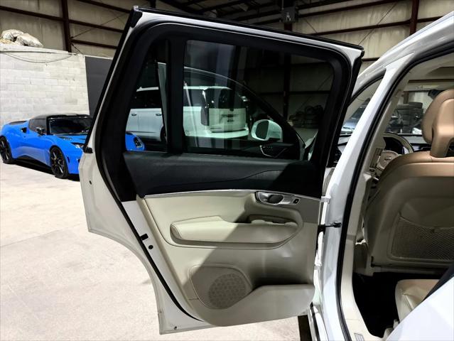2020 Volvo XC90 T5 Momentum 7 Passenger