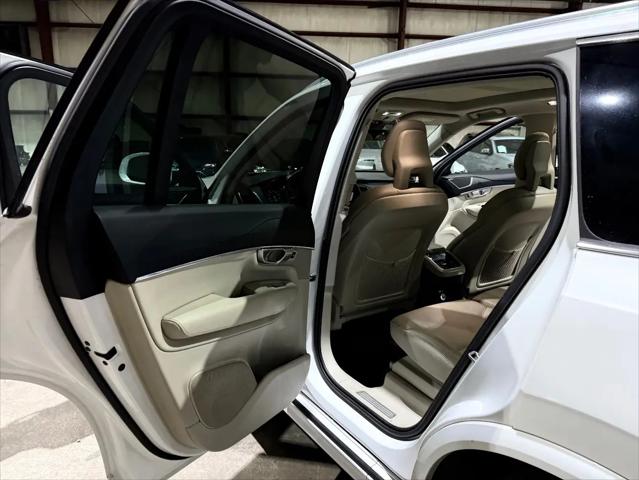 2020 Volvo XC90 T5 Momentum 7 Passenger