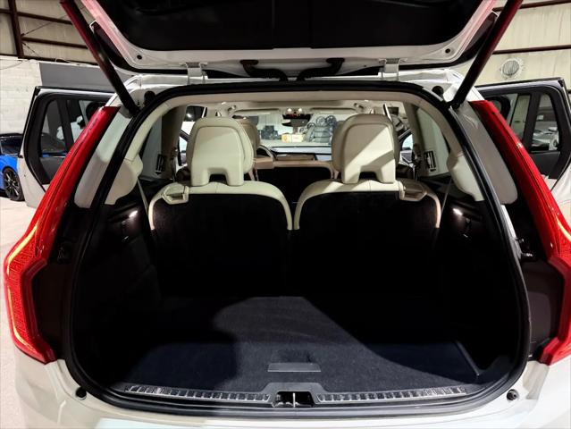 2020 Volvo XC90 T5 Momentum 7 Passenger