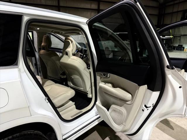 2020 Volvo XC90 T5 Momentum 7 Passenger