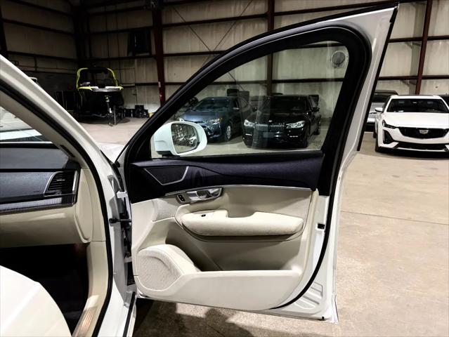 2020 Volvo XC90 T5 Momentum 7 Passenger