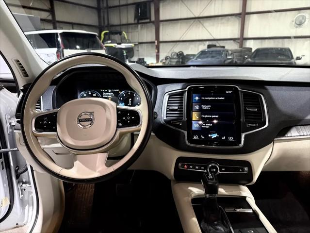 2020 Volvo XC90 T5 Momentum 7 Passenger