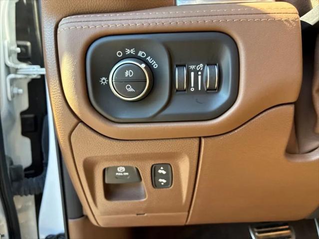 2023 Ram 1500 Limited Longhorn Crew Cab 4x4 5'7" Box