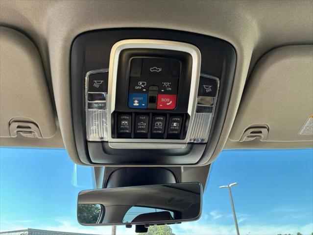 2023 Ram 1500 Limited Longhorn Crew Cab 4x4 5'7" Box