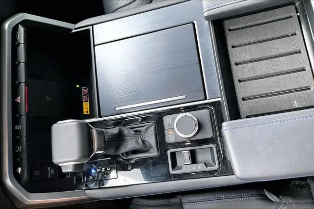 2025 Toyota Tundra Platinum Hybrid CrewMax 5.5' Bed