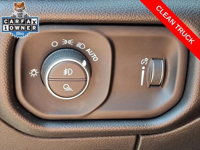 2023 Ram 1500 Big Horn Crew Cab 4x4 5'7" Box