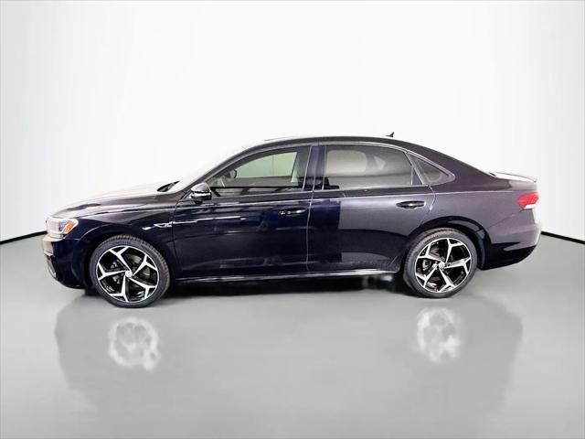 2020 Volkswagen Passat 2.0T R-Line