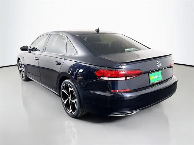 2020 Volkswagen Passat 2.0T R-Line