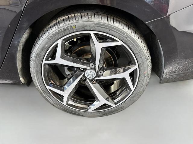 2020 Volkswagen Passat 2.0T R-Line