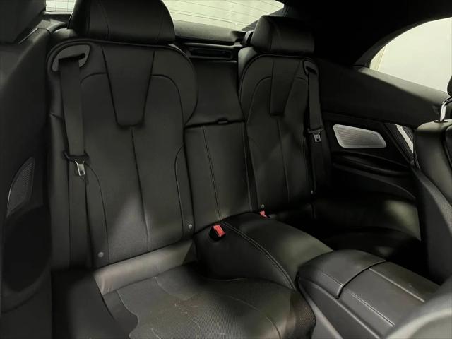 2015 BMW M6 Standard