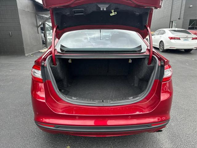 2015 Ford Fusion SE