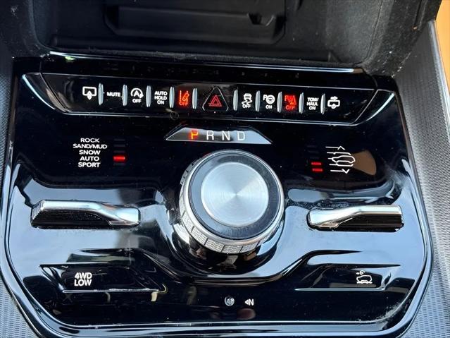 2024 Jeep Grand Wagoneer L Series III Obsidian 4x4