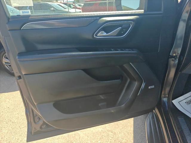 2022 Chevrolet Suburban 4WD RST