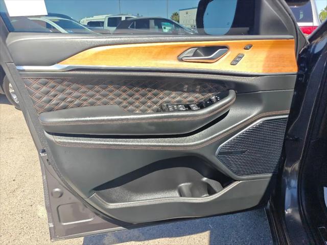 2023 Jeep Grand Cherokee L Summit Reserve 4x4