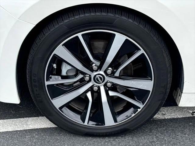 2023 Nissan Maxima SV Xtronic CVT