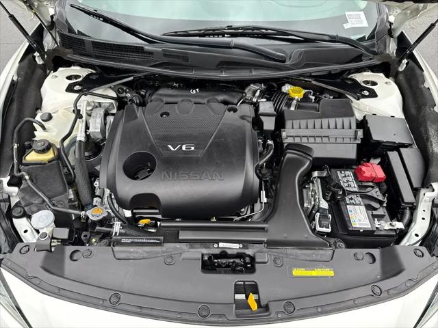 2023 Nissan Maxima SV Xtronic CVT