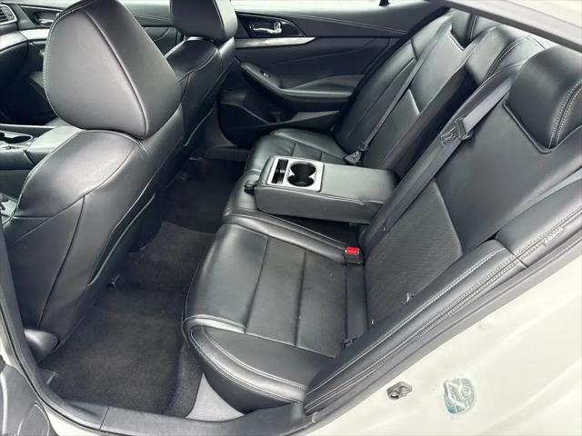 2023 Nissan Maxima SV Xtronic CVT