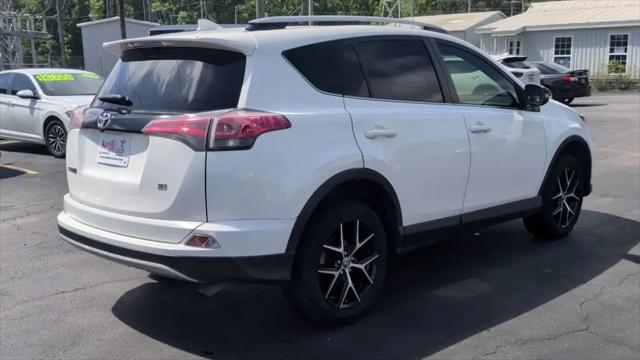 2018 Toyota RAV4 SE