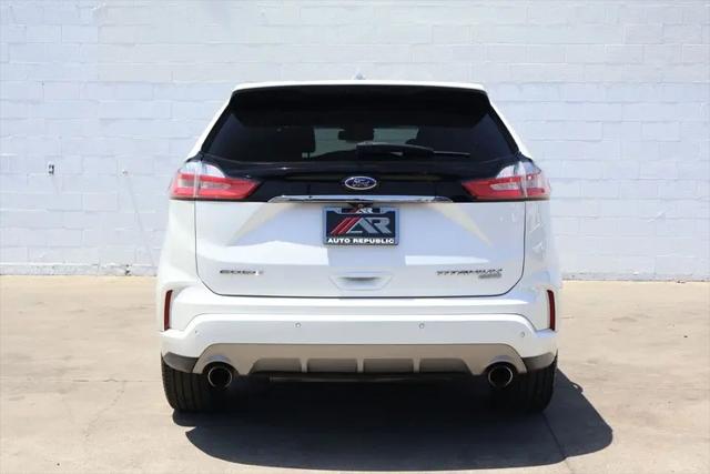 2020 Ford Edge Titanium