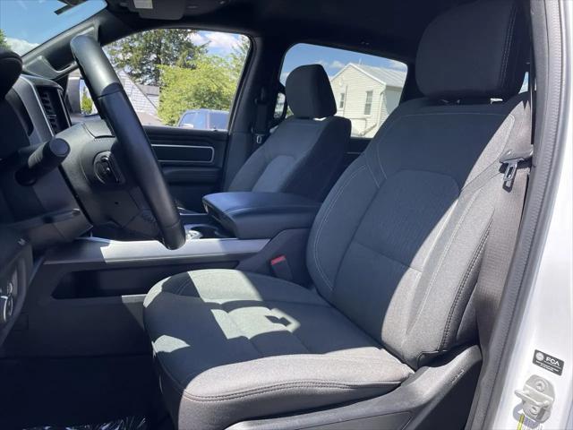 2023 Ram 1500 Big Horn Crew Cab 4x4 5'7" Box
