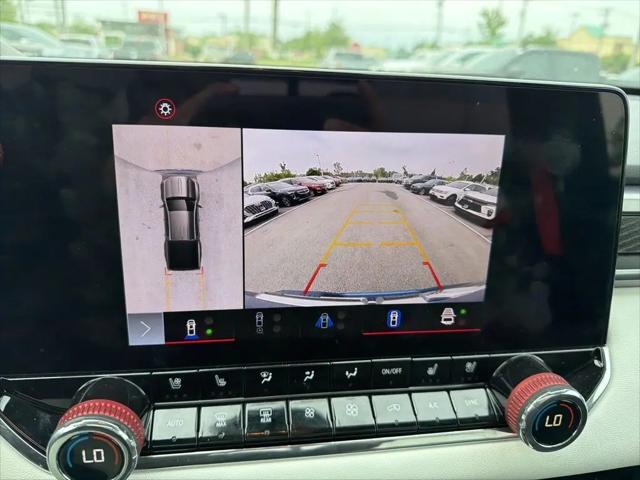 2023 GMC Canyon 4WD Crew Cab Short Box AT4X