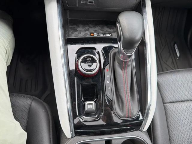 2023 GMC Canyon 4WD Crew Cab Short Box AT4X