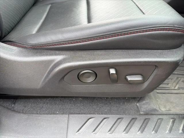 2023 GMC Canyon 4WD Crew Cab Short Box AT4X