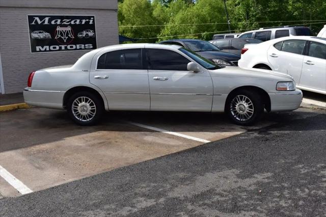 2007 Lincoln Town Car Signature Limited