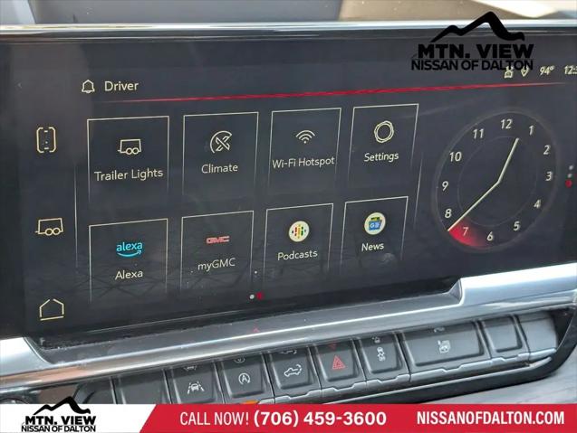 2025 GMC Sierra 1500 4WD Crew Cab Short Box SLT