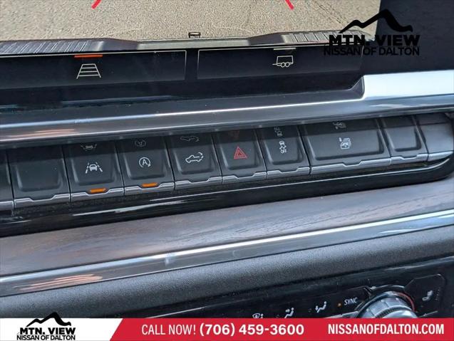 2025 GMC Sierra 1500 4WD Crew Cab Short Box SLT