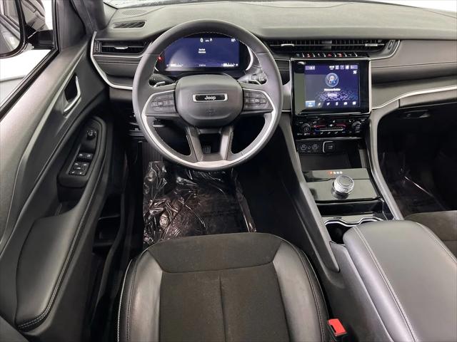 2023 Jeep Grand Cherokee L Altitude 4x4