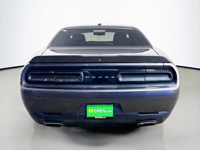 2022 Dodge Challenger SXT