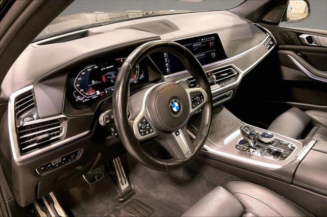 2022 BMW X7 M50i