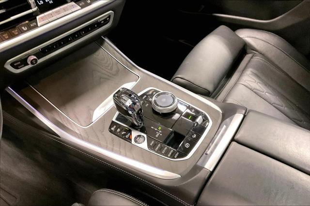 2022 BMW X7 M50i
