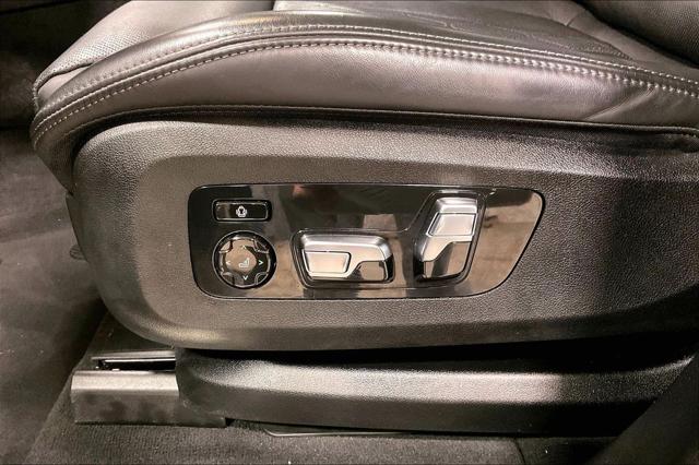 2022 BMW X7 M50i