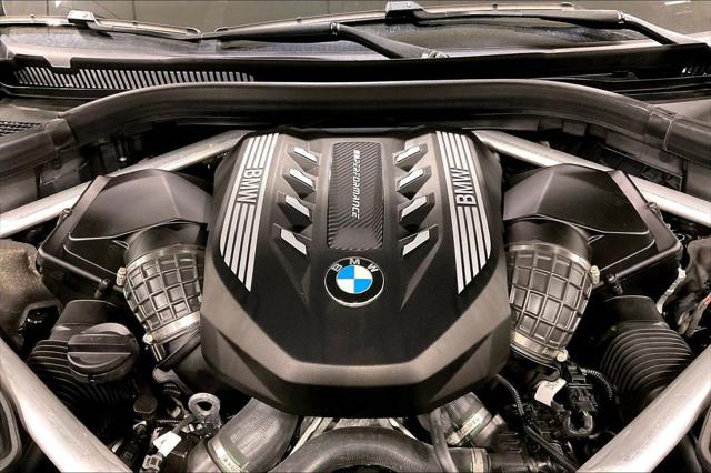 2022 BMW X7 M50i