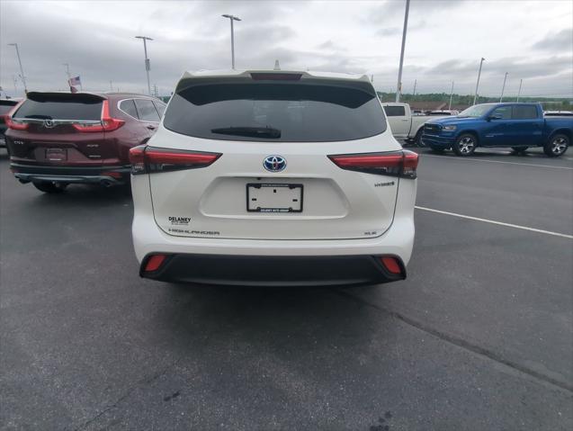 2021 Toyota Highlander Hybrid XLE