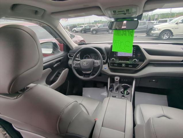2021 Toyota Highlander Hybrid XLE