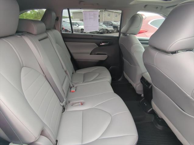 2021 Toyota Highlander Hybrid XLE