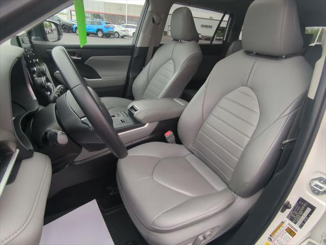 2021 Toyota Highlander Hybrid XLE